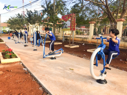 Công viên biên giới Campuchia - Trang Thiết Bị Thể Thao Mekongsport - Công Ty TNHH Sản Xuất Đầu Tư Tân Hoàng Nguyên